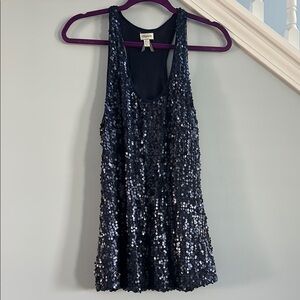 Bundle 5 items @ 5$, pay only 15$ - 2 items free! Sequin Tank Top in Navy blue
